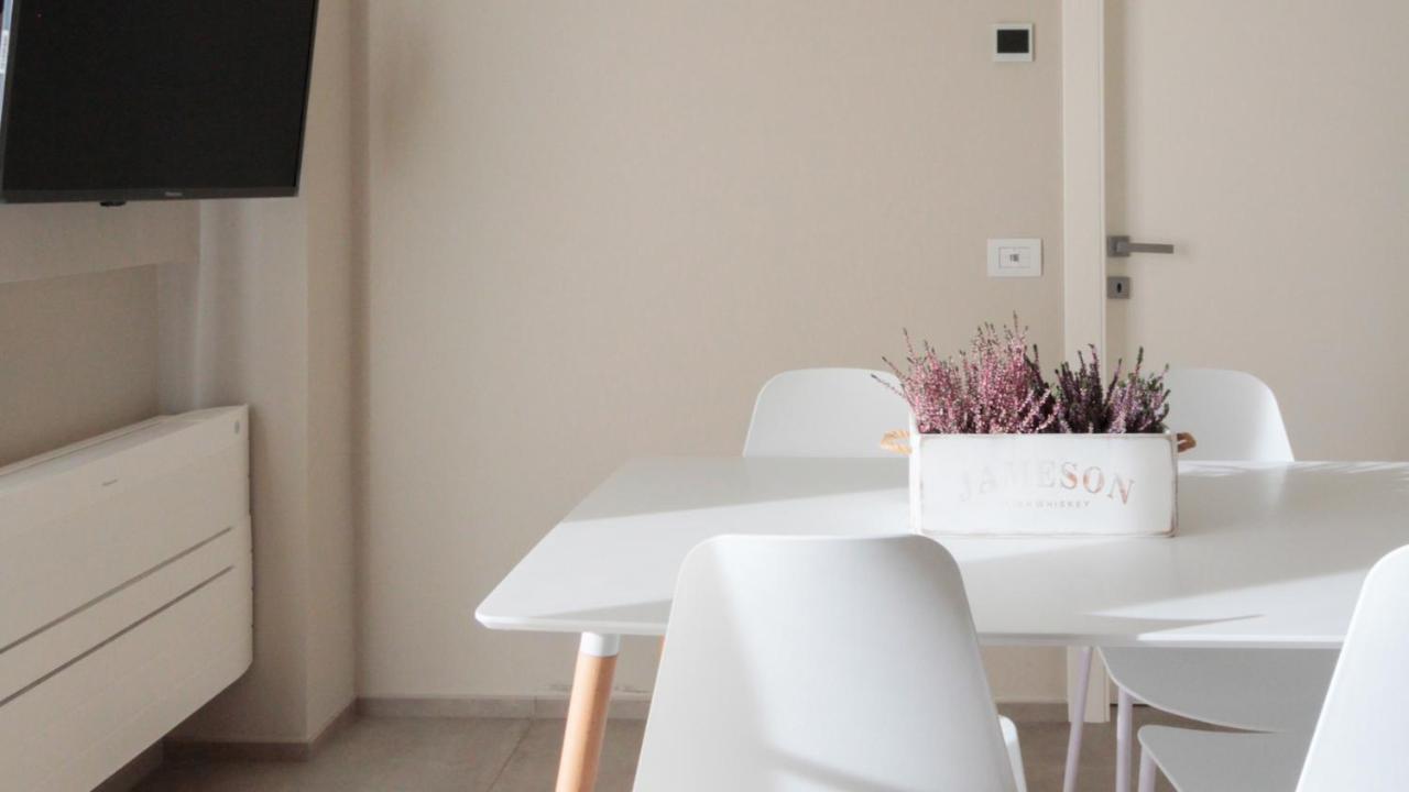 Italianway - Villa Paloma Marone Ngoại thất bức ảnh